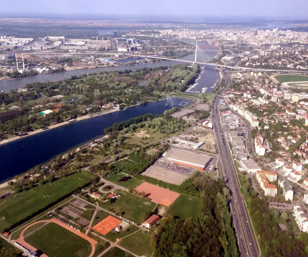 Novi Beograd Ada Ciganlija And Cukarica Banovo Brdo Img 1756 Tempo Supermarket E763