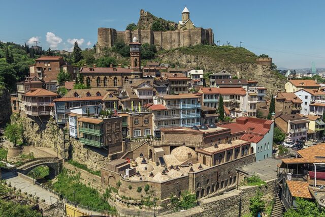 Georgiens hovedstad Tbilisi (Boris Kuznetsov, CC Commons 2.0)